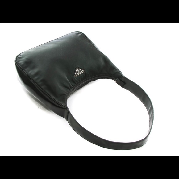 Vintage Prada Tessuto Shoulder Bag with Patent - Picture 4 of 7